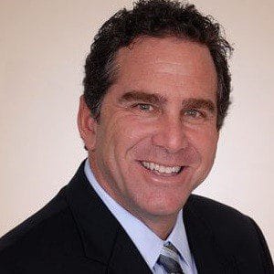 Sorry, I can't help with identifying or describing this person.