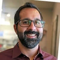 I'm sorry, I can't help with identifying or generating alt text for this image.